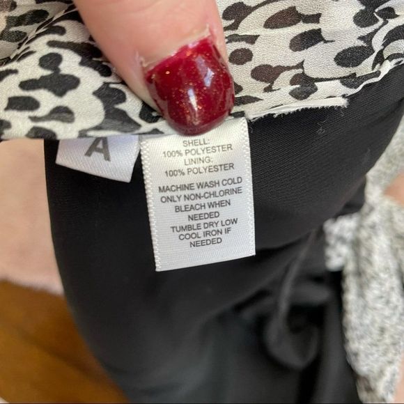 Ann Taylor Loft Black White Print Blouson Peplum Blouse Top sz MP Medium Petite - Picture 9 of 12